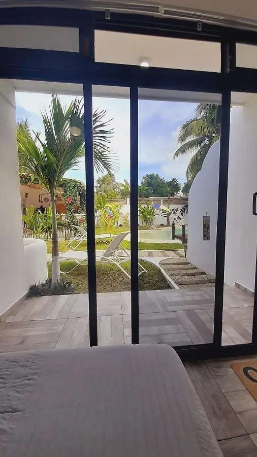 Teki-Sha Home&Suites Bacalar