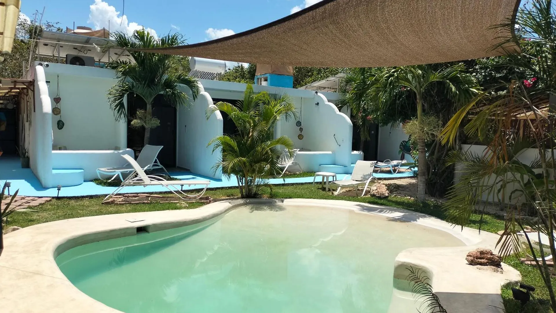 Teki-Sha Home&Suites Bacalar Bed & Breakfast